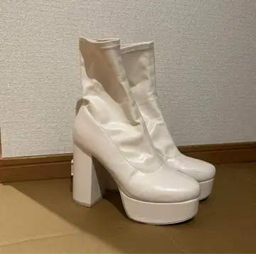 다리치 청키 힐 가죽 부츠