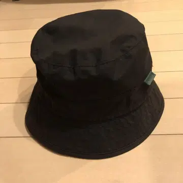 PaulSmith 햇 블랙 중고 새상품급 사이즈 M