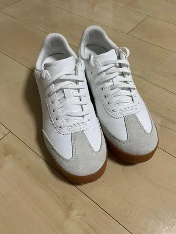 유니클로 C 스니커즈 27.5cm
