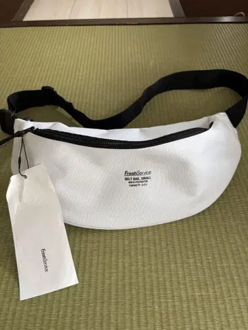 FreshService 프레쉬 서비스 힙색 바디백 화이트