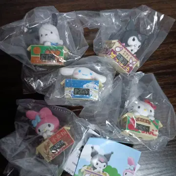 산리오 종이상자 워치