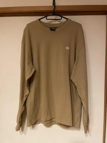 THE NORTH FACE 베이지 긴팔 티셔츠 XL