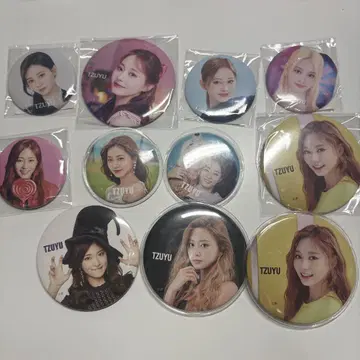 Tzuyu 캔뱃지 모음