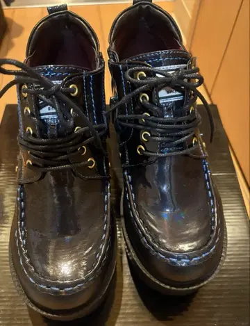 yosuke 스톰이 있는 레이스업 슈즈