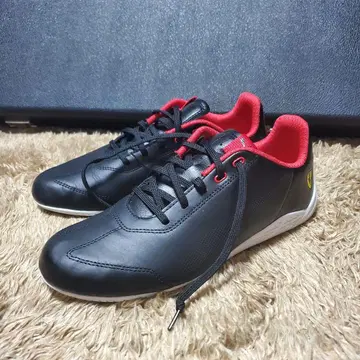 새상품급 PUMA 푸마 페라리 RDG 캣 27cm