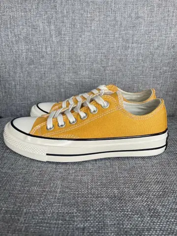 새상품 로우컷 CT70 썬플라워 26.5cm