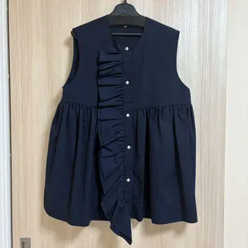 yori 더블 크로스 프릴 베스트
