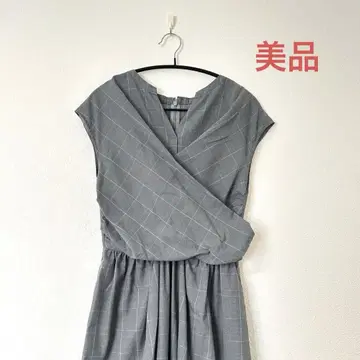 유나이티드 애로우즈 그레이 체크 무늬 슬리브리스 원피스 여름