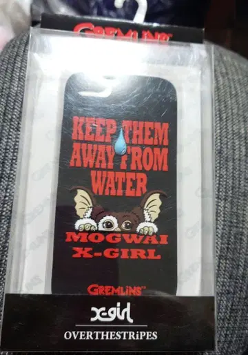 iPhone6,6s,7,8 커버 그렘린 기즈모 엑스걸