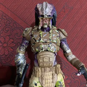 NECA 에미사리 프레데터