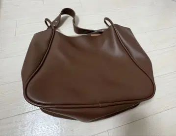 브라운 가죽 토트백