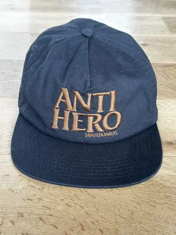 ANTIHERO 캡