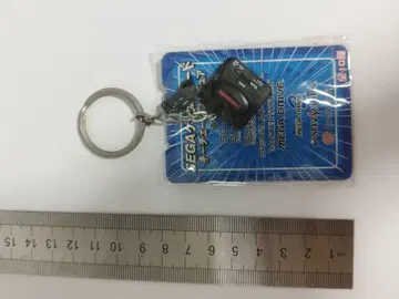 1 / 2 SEGA 게임 하드 키체인 피규어 메가 드라이브 2