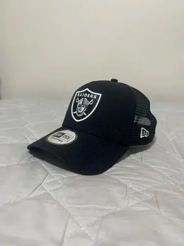 RAIDERS 블랙 메쉬 캡