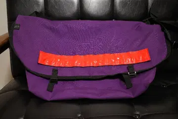 BLUE LUG THE MESSENGER BAG 메신저 백 풀