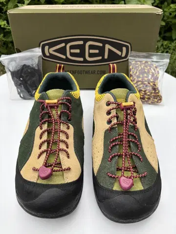 KEEN 아웃도어 신발