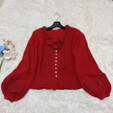 핑크하우스 빨간색 긴팔 블라우스 핀턱 피코 프릴 리본 페플럼풍