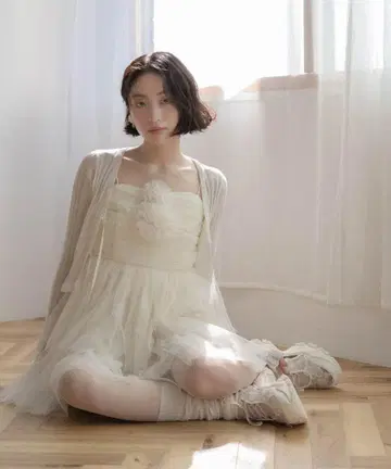 RANDA 셔링 미니 원피스 크림