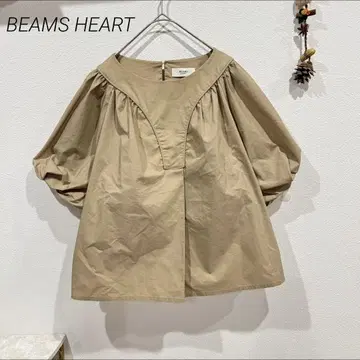 빔즈 블라우스 베이지 부드러운 소매 넉넉한 상의