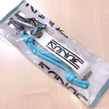니지산지 카나 클러치 모드 네임택