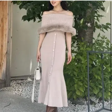 택 포함 새상품 rienda 2way 인조 모피 머메이드 니트 원피스