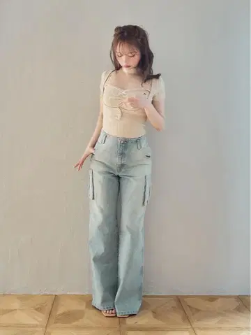 앤드메리 뒷부분 리본 장식 데님 카고 팬츠