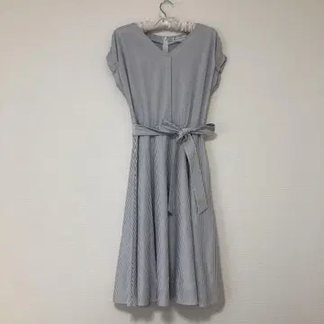 쿠미쿄쿠 프렌치 슬리브 보더 스트라이프 플레어 원피스