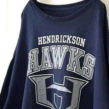호크스 HENDRICKSON HAWKS 티셔츠 네이비 컬러 구제 의류