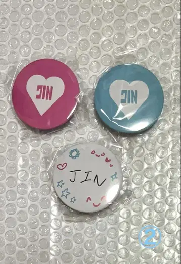 BTS JIN 캡슐 토이 캔뱃지