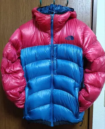 THE NORTH FACE 다운 자켓 아콩카과