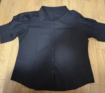 블랙 반팔 버튼 셔츠