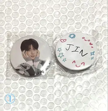 BTS JIN 캡슐 토이 캔뱃지