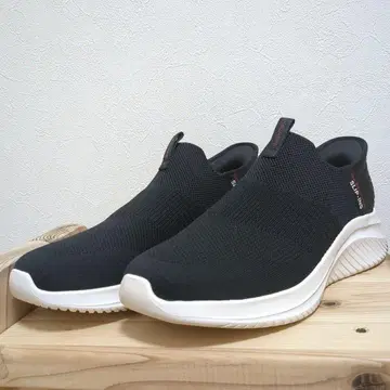 SKECHERS Slip-Ins 블랙스 스니커즈 슬립온