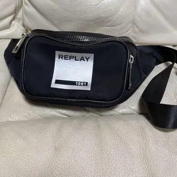 REPLAY 바디백 블랙 1981