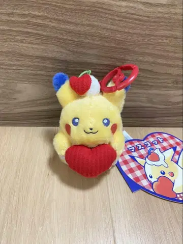 다이너 피카츄 마스코트 하트