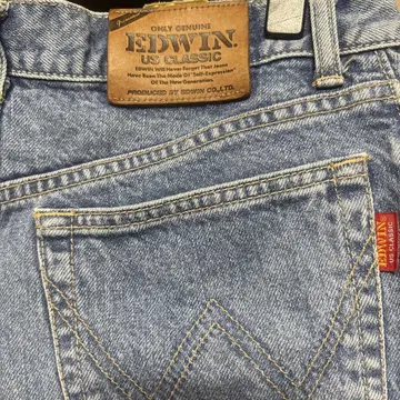 EDWIN US CLASSIC 스트레이트 데님 라이트 블루 허리 새상품급