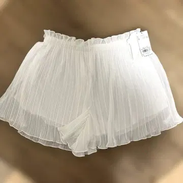 촉감이 최고! 미사용 새상품 젤라또피케 쉬폰 숏팬츠 룸웨어