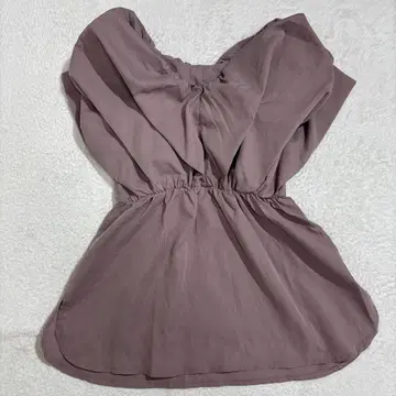 완판템 앤도트 노스탤지어 앞뒤 2way 볼륨 턱 블라우스 M