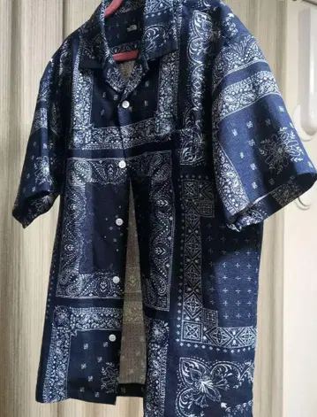 THE NORTH FACE 반다나 패턴 반팔 셔츠 M