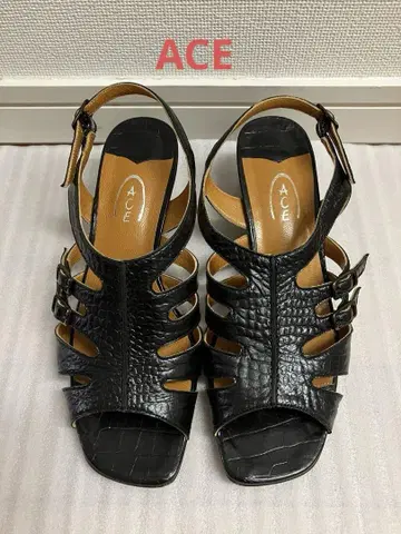 ACE 블랙 힐 샌들
