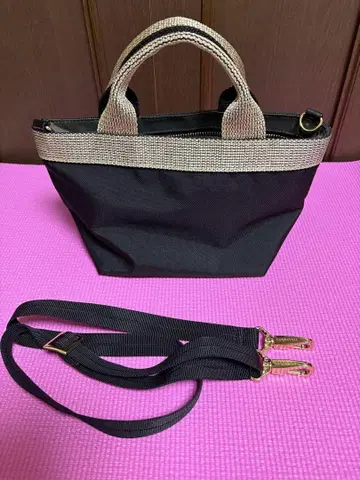 비올라 돌로 나일론 토트백