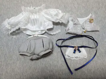 무속성 봉제 인형 20cm 의류