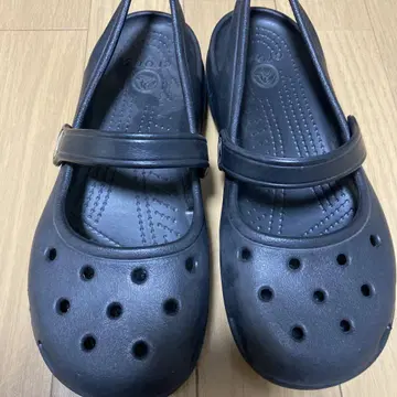 Crocs 멜리 제인 22 W5