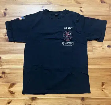 AVIREX U.S. NAVY 블랙 티셔츠 L 사이즈