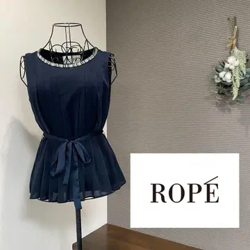 ROPE 로페 슬리브리스 블라우스 비쥬