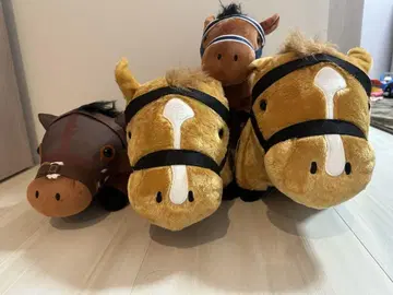 경마 말 봉제 인형 4개 세트