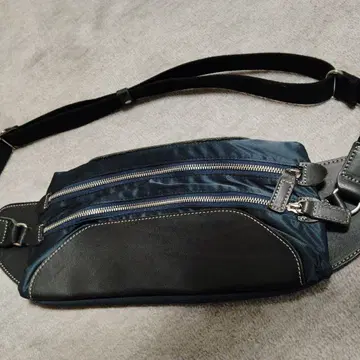 Butler Verner Sails SPUTNICKS 바디백