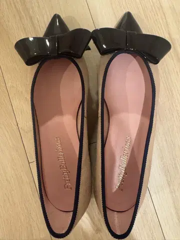 거의 미사용 Pretty Ballerinas 플랫슈즈