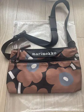 미사용 새상품 마리메꼬 marimekko Mini Unikko 숄더백
