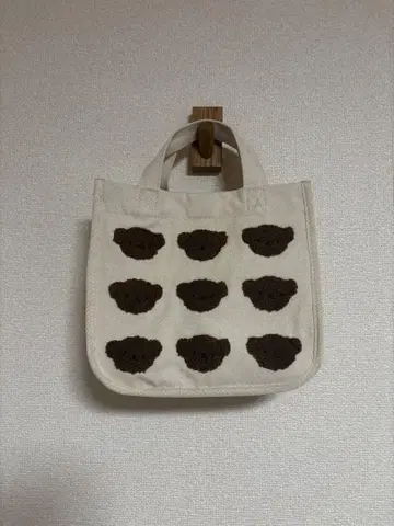 딕 블루나 사가라 자수 백 보리스